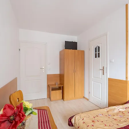 Frühstückspension Anna Maria 3*